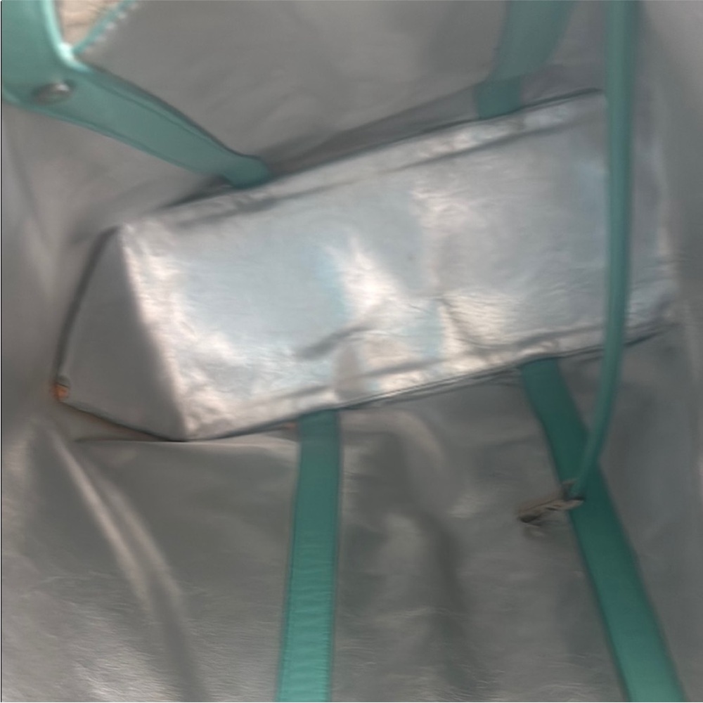 Bundle of 2 Tiffany & Co. Leather Tote Bags - Picture 14 of 16